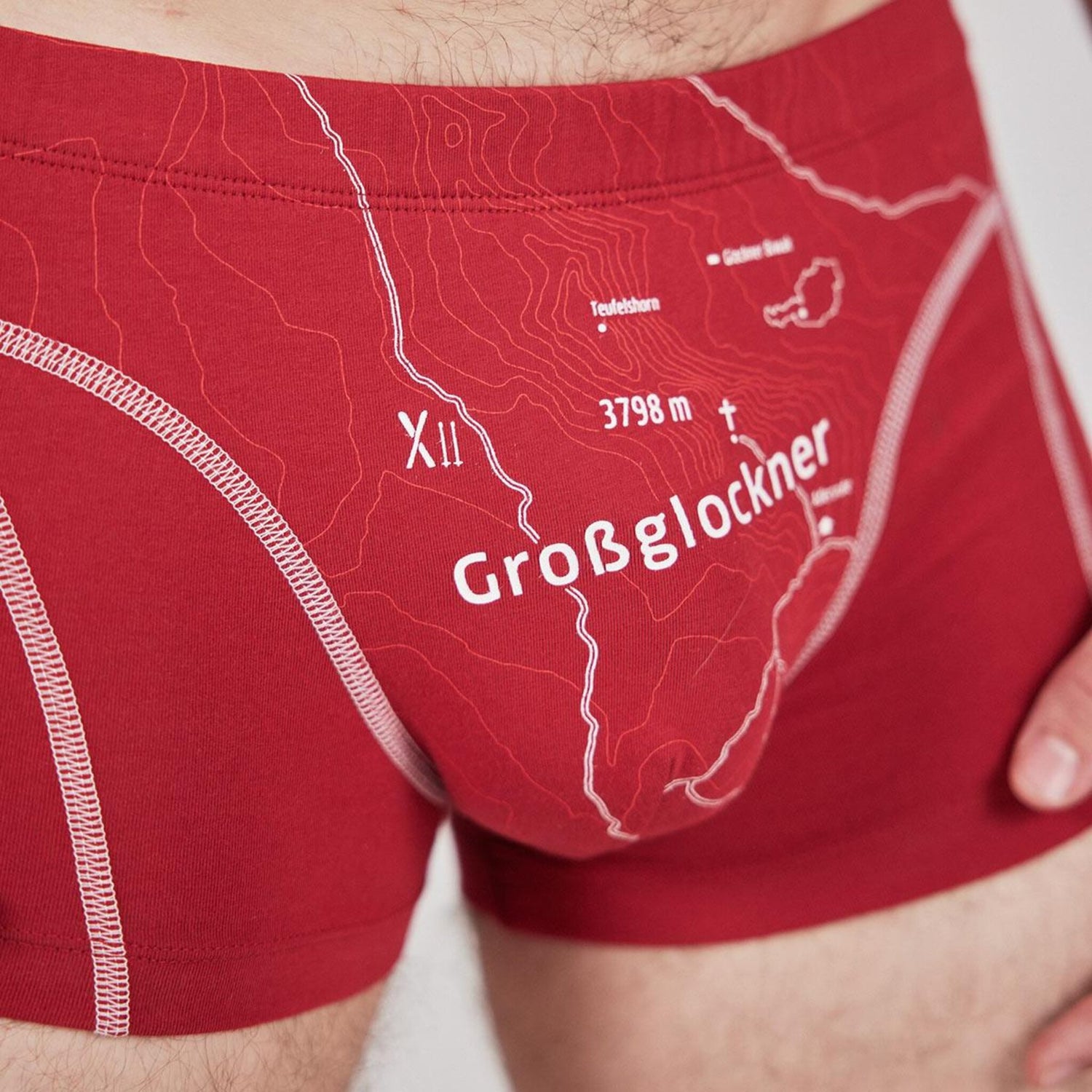 Boxershorts Grossglockner karminrot. Herren Unterwäsche. Coole Vatertagsgeschenke. Fair vegan Fashion.