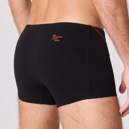 Herren Unterhose Hoher Stand. Bergmotiv. Unterhose mit Gipfel und Höhenlinien. Unterwäsche für Bergsteiger.
